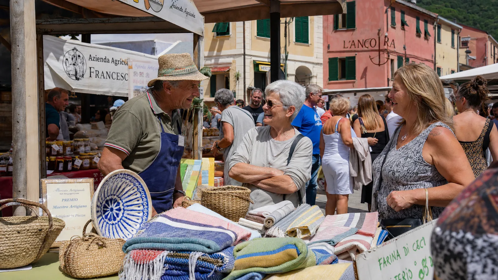 Fiera artigianato ligure, comunità di artigiani in piazza