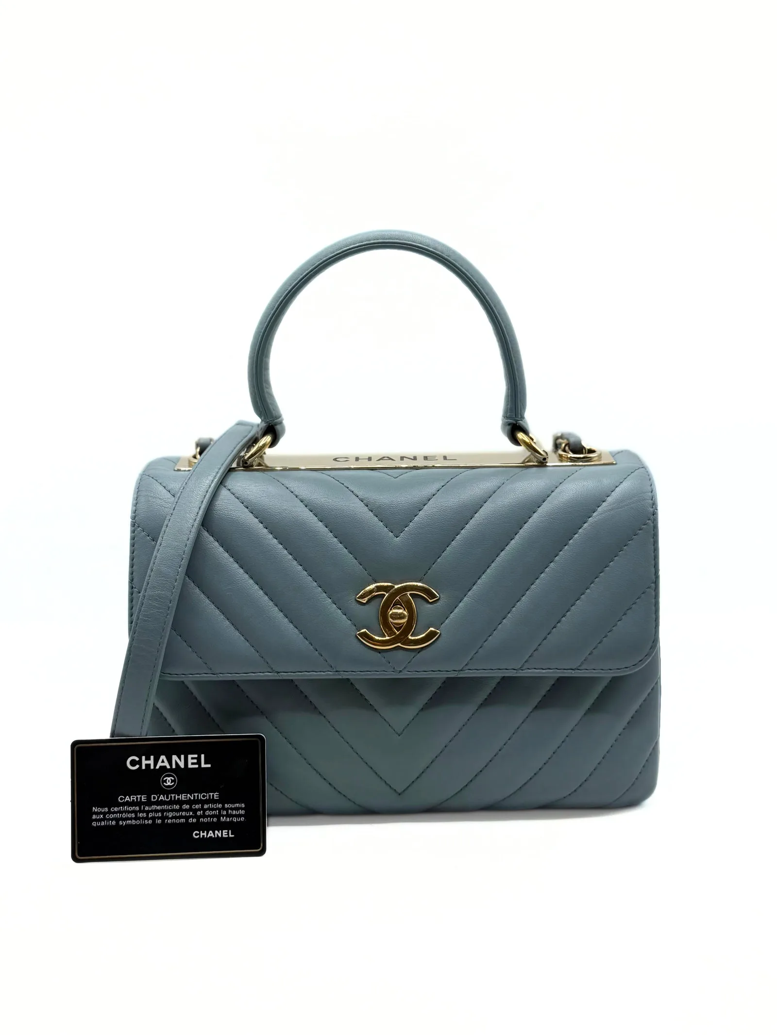 CHANEL Chevron Trendy CC Top Handle Bag — DelixGo Luxury Bags, dettaglio
