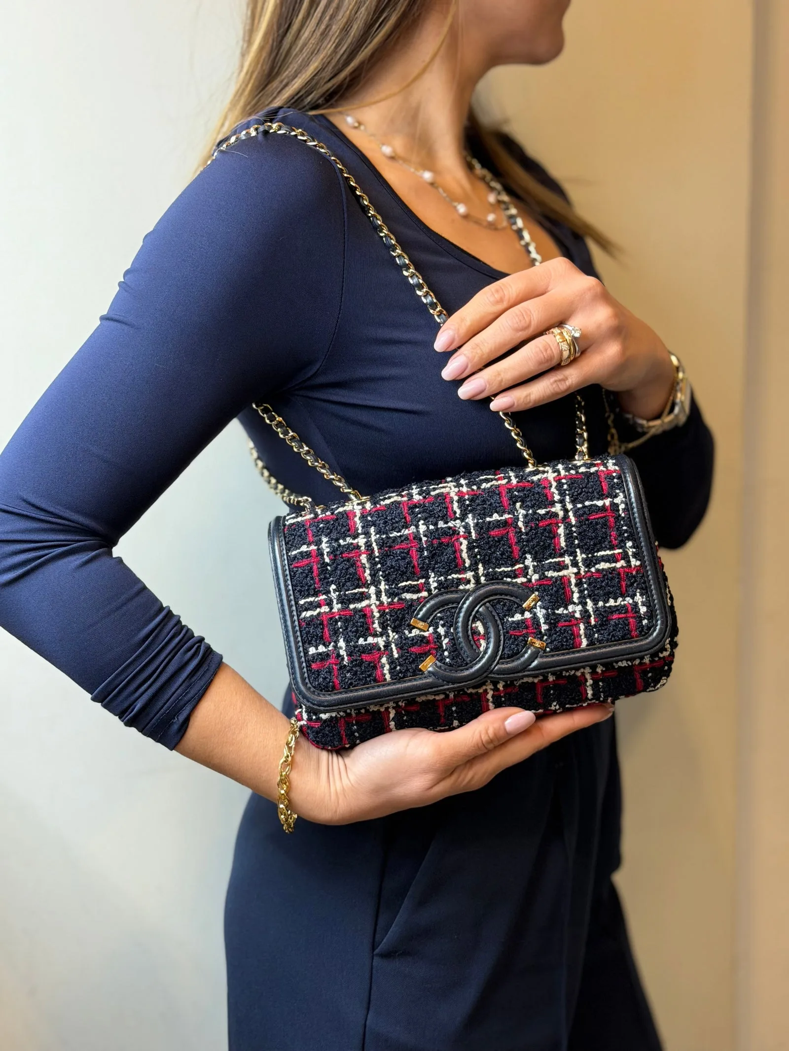 CHANEL Filigree in Multicolor Tweed — DelixGo Luxury Bags, dettaglio