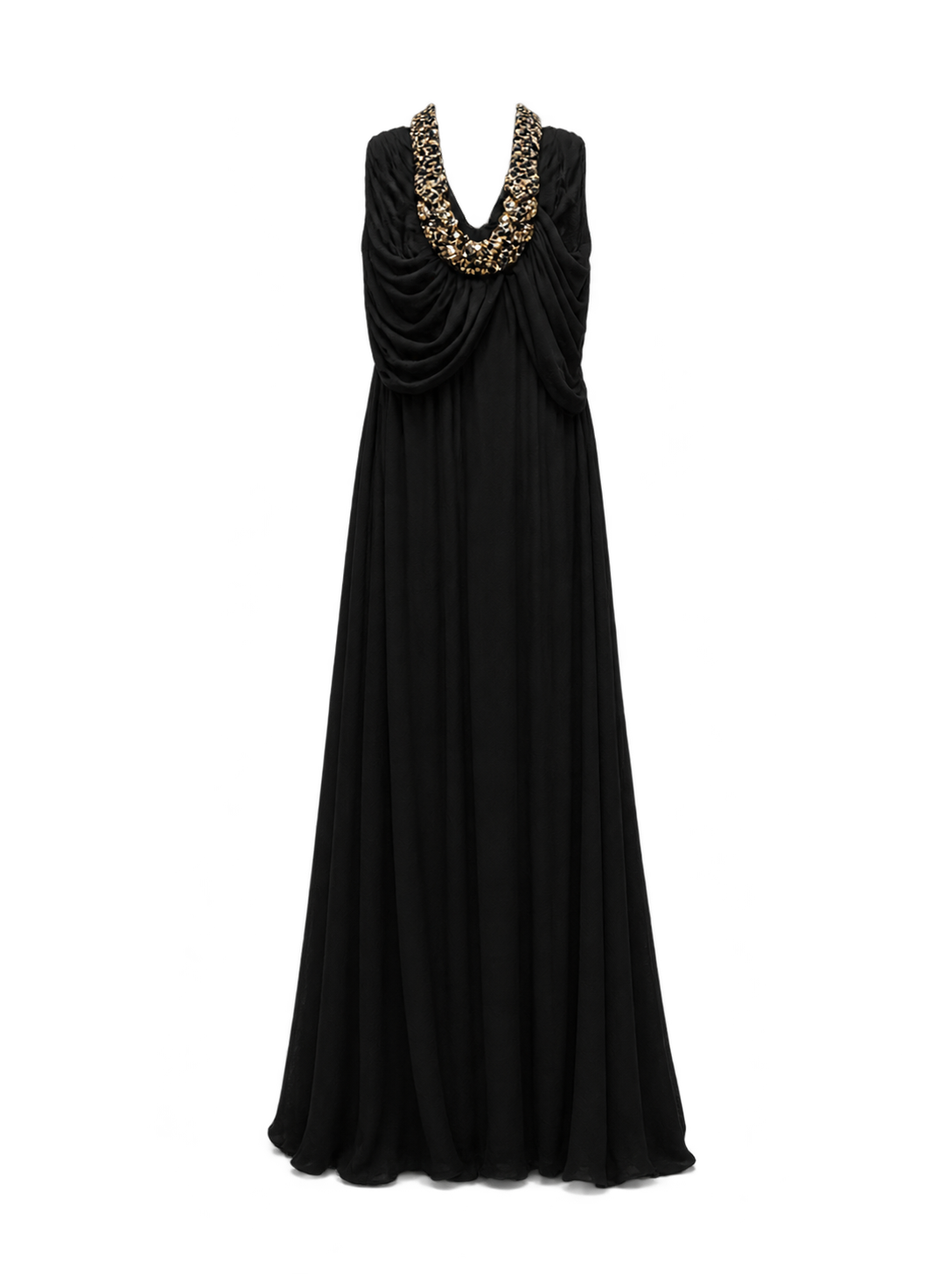 Abito nero drappeggiato con collana